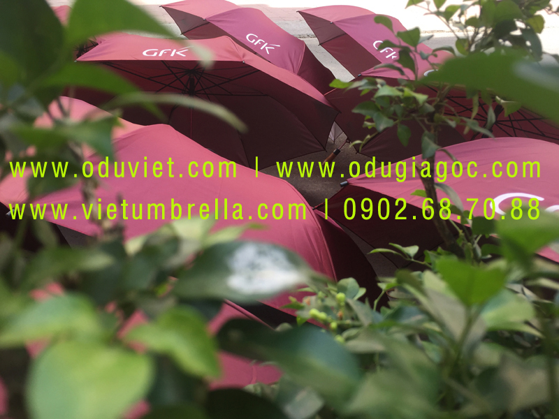 xưởng sản xuất ô dù cầm tay in logo quảng cáo